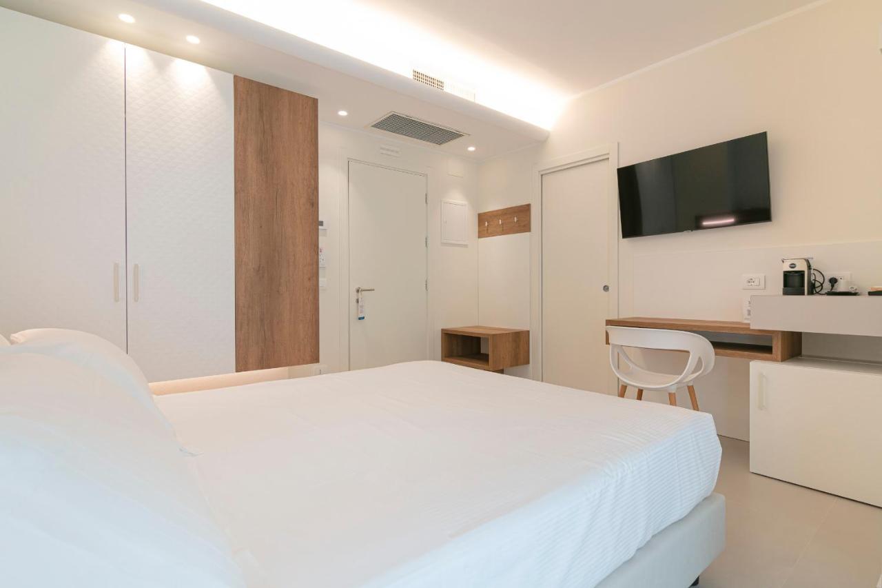 Hotel Mistral Термоли Экстерьер фото